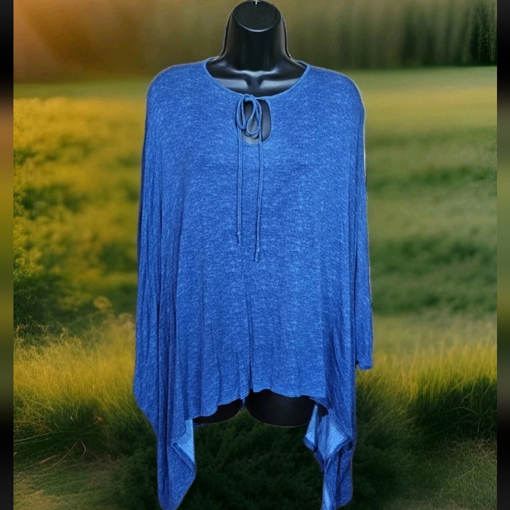 Astoria Born Womens One Size Blue Poncho Style Knit Top EUC